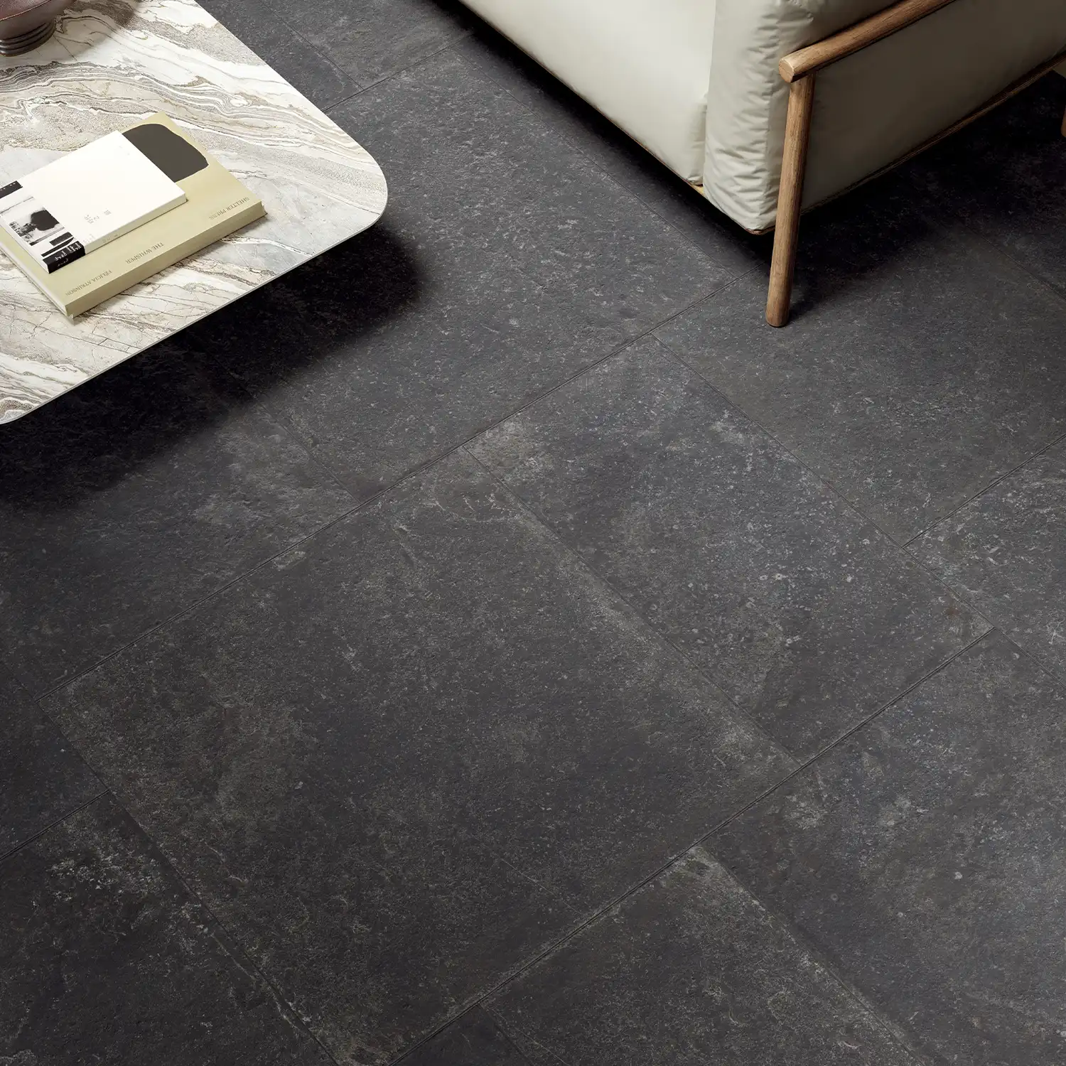 Rustikale Steinoptik Bodenfliese i-stone Dark 80 x 80 cm