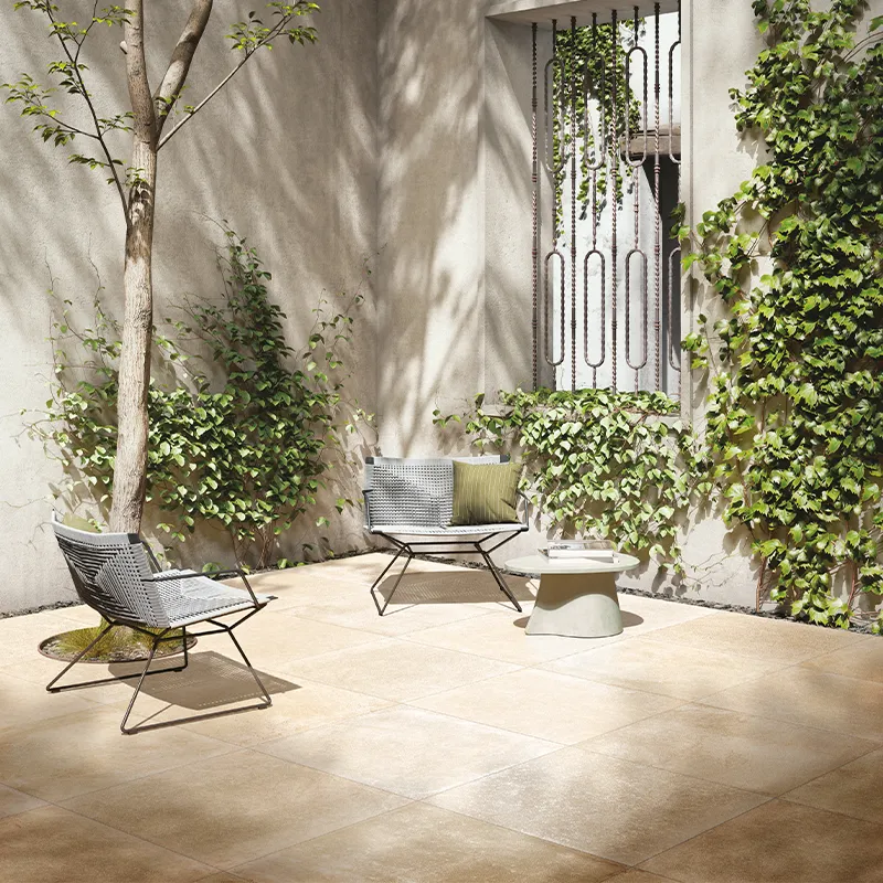 Rustikale Steinoptik Terrassenplatte i-stone Cream 80 x 80cm